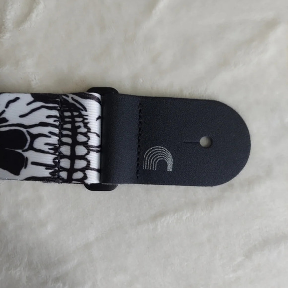Skull Guitar Strap NWT - Picture 5 of 11